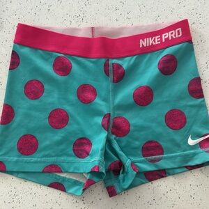 Nike Pro 3 inch